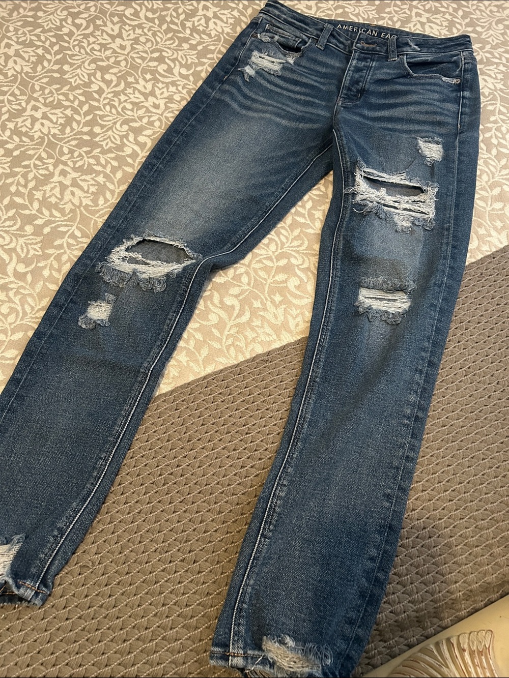American Eagle Outfitters Women's Distressed Skinny Jeans - Blue